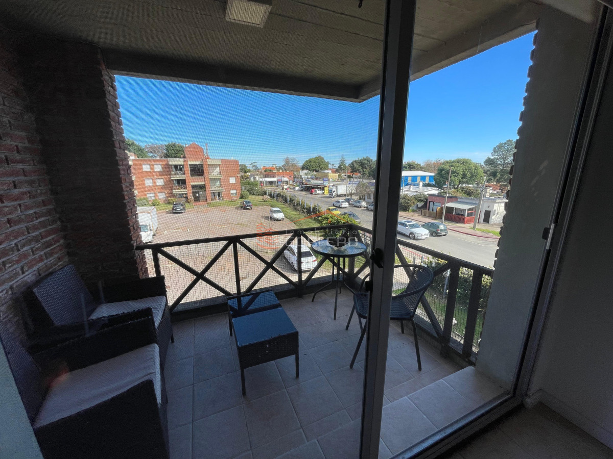 Apartamento en Venta en Maldonado, muy luminoso con buen metraje