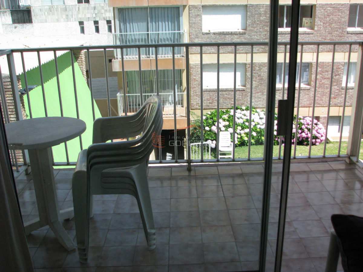 Apartamento en alquiler en Punta del Este, Península - GOR1007A