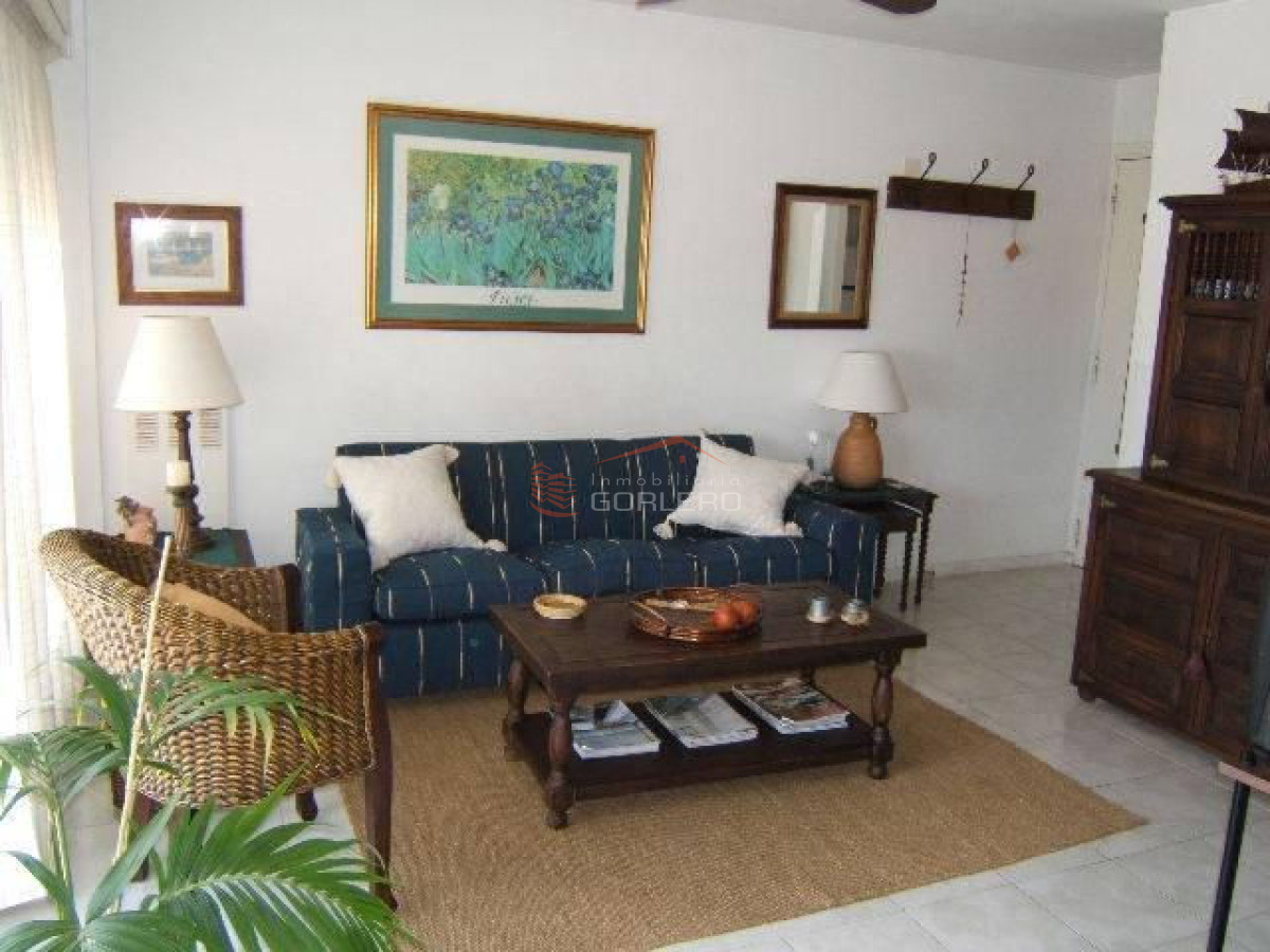 Apartamento en Península - Punta del Este - GOR13799A