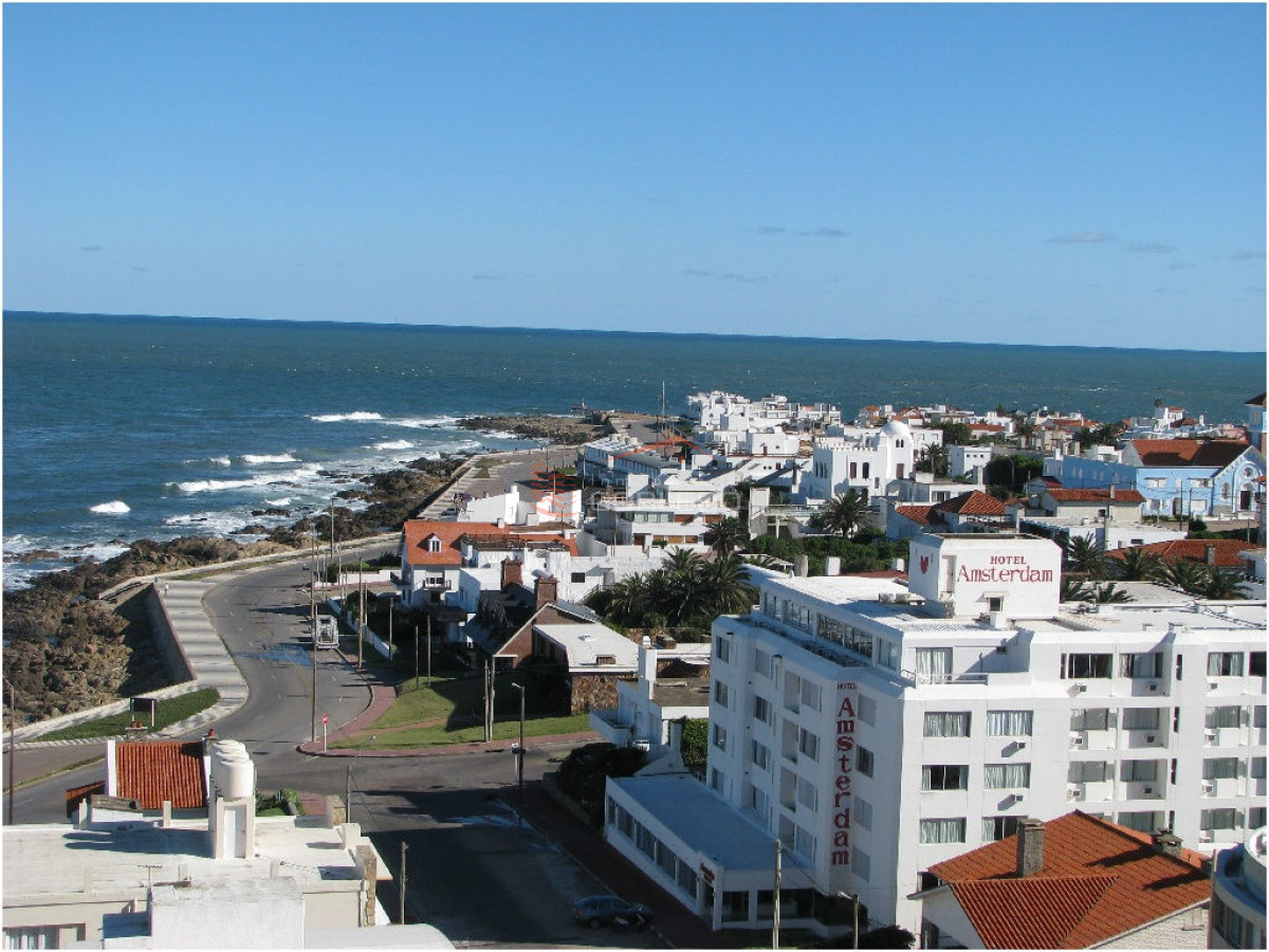 Venta apto con excelente vista y generosa dimension. - GOR1519A