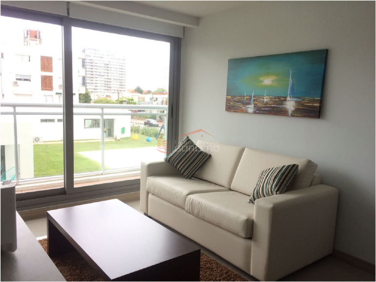 APARTAMENTO EN PUNTA DEL ESTE  , BRAVA