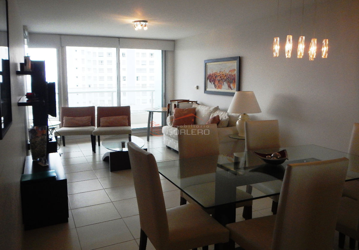 Apartamento en alquiler de temporario en Punta del Este, Mansa de 2 dormitorios - GOR2060A