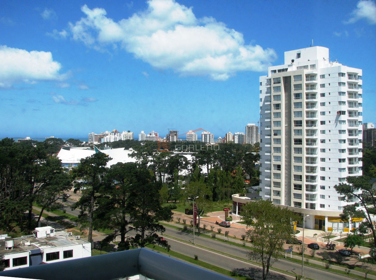 Apartamento en venta en Punta del Este, Roosevelt próximo al shopping - GOR3221A
