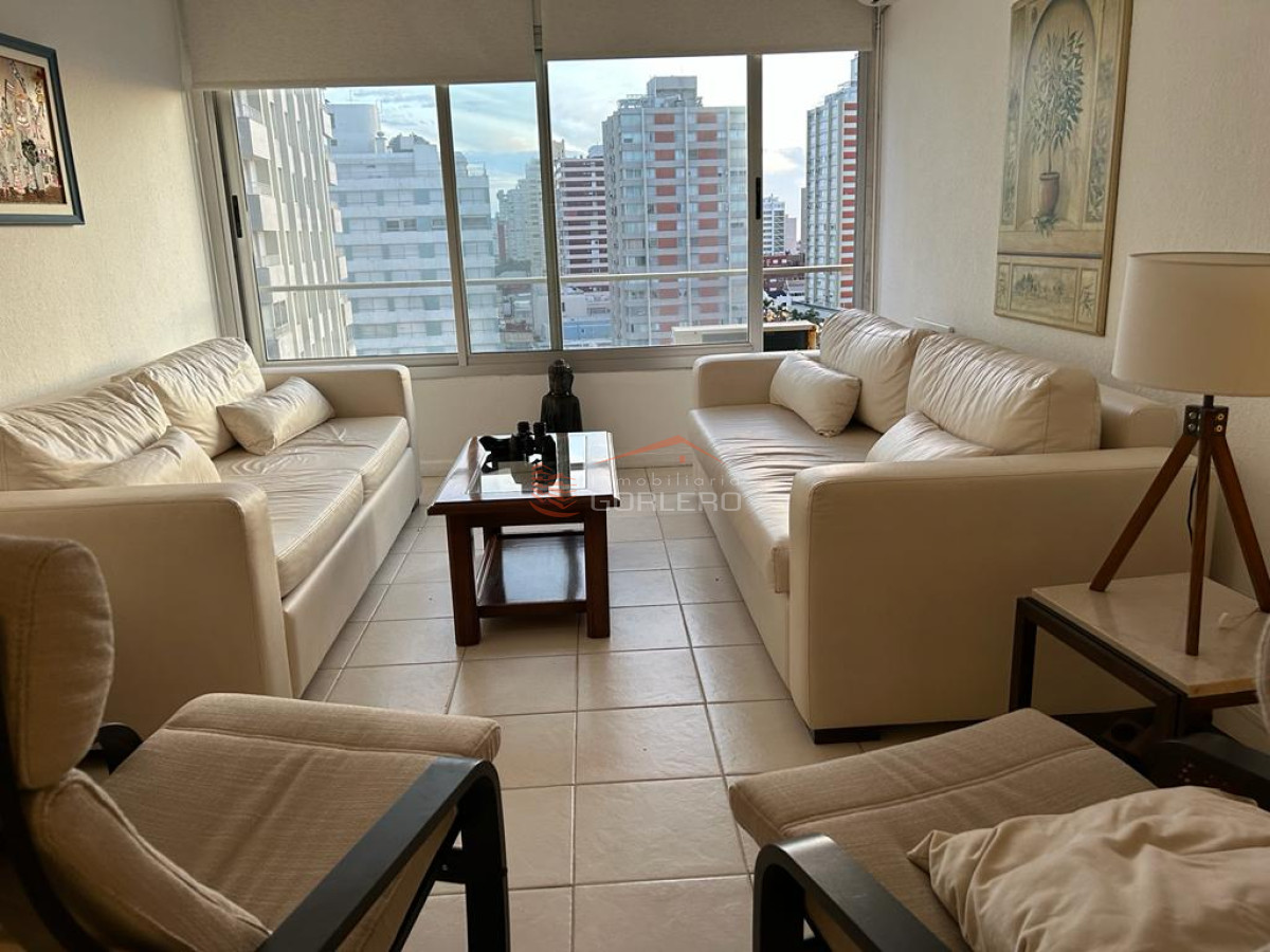 Espectacular vista !! Alquiler Temporal  de Apartamento en Punta del Este, Península - GOR28889A