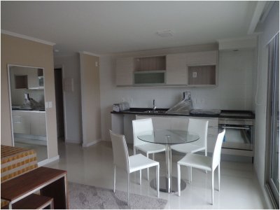 Apartamento en Alquiler en Punta del Este, Roosevelt próximo al Shopping