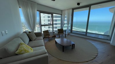 Apartamento PISO ALTO a ESTRENAR en zona de playa Brava - Punta del Este