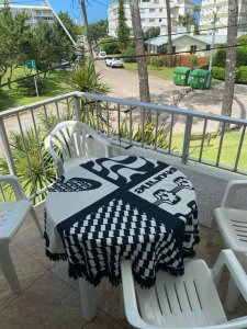 Apartamento en alquiler cerca de playa mansa, 2 dormitorios 