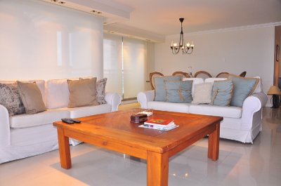 Apartamento en Venta y alquiler en  Punta del Este, Brava