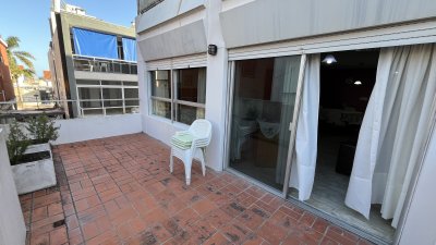 Apartamento en Venta y Alquiler de vernao en Punta del Este, Península