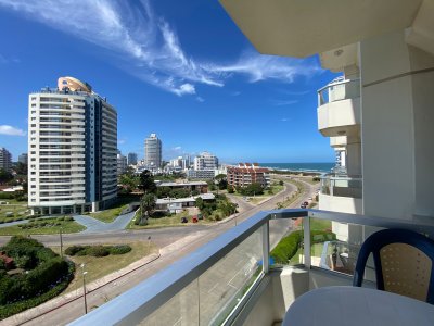 Apartamento en alquiler temporada en Playa Brava - Punta del Este