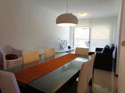 Apartamento en Alquiler en Punta del Este, zona Mansa 