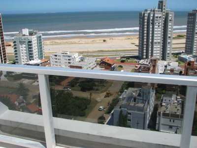 Venta de Espectacular apartamento en Punta del Este PH con vista, 4 dorm