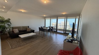 Venta y Alquiler de Apartamento en playa mansa