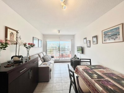 Alquiler de Apartamento de dos dormitorios frente al Mar