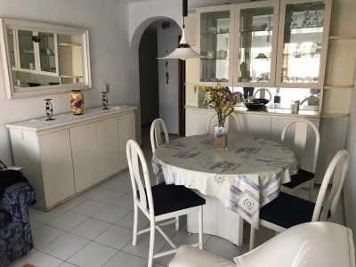 Apartamento en venta y alquiler anual en Punta del Este , Península.
