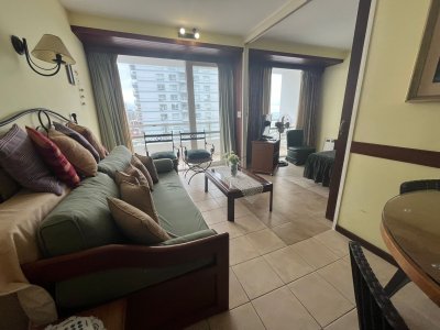 Apartamento Codigo #Venta de Apartamento en Punta del Este, península, muy soleado!