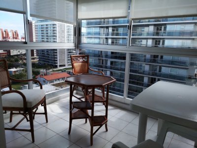 Alquiler de apartamento en Punta del Este, zona de playa brava