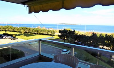 Venta de Apartamento  en zona de playa Mansa - Punta del Este *3 dormitorios