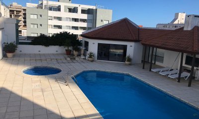 Apartamento en Punta del Este, 2 dormitorios con servicios