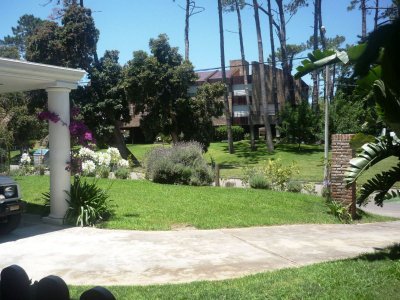 casa en  alquiler temporal en punta del este, mansa - gor18077c