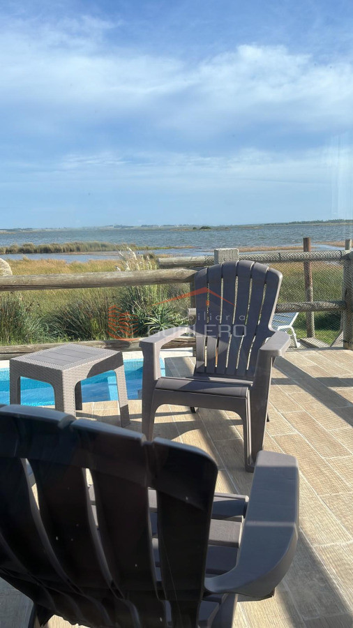 Casa de 3 dormitorios en José Ignacio, Santa Mónica vista al mar y a la Laguna - Piscina - GOR18395C