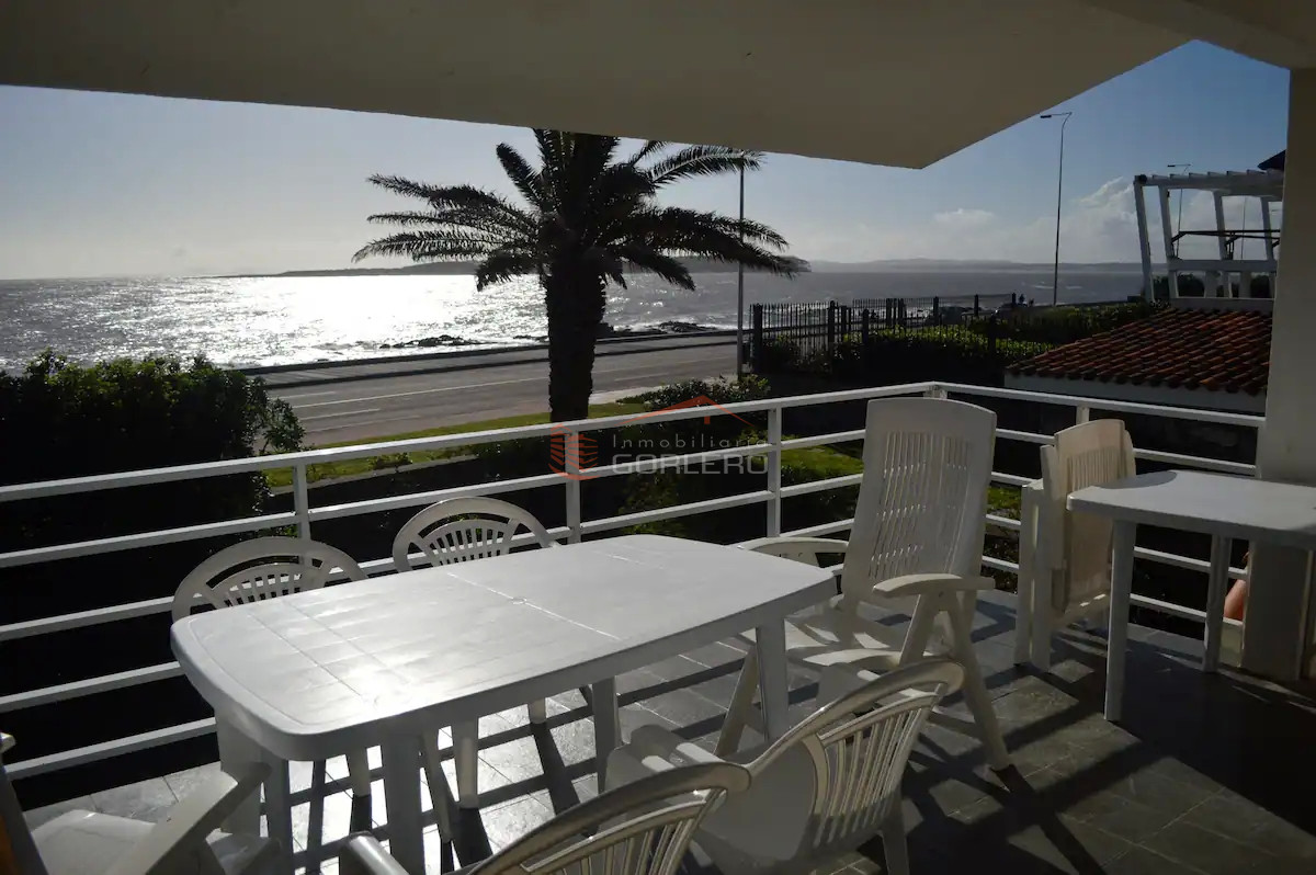 Casa en Alquiler Temporal en Punta del Este, Península con vista al puerto 