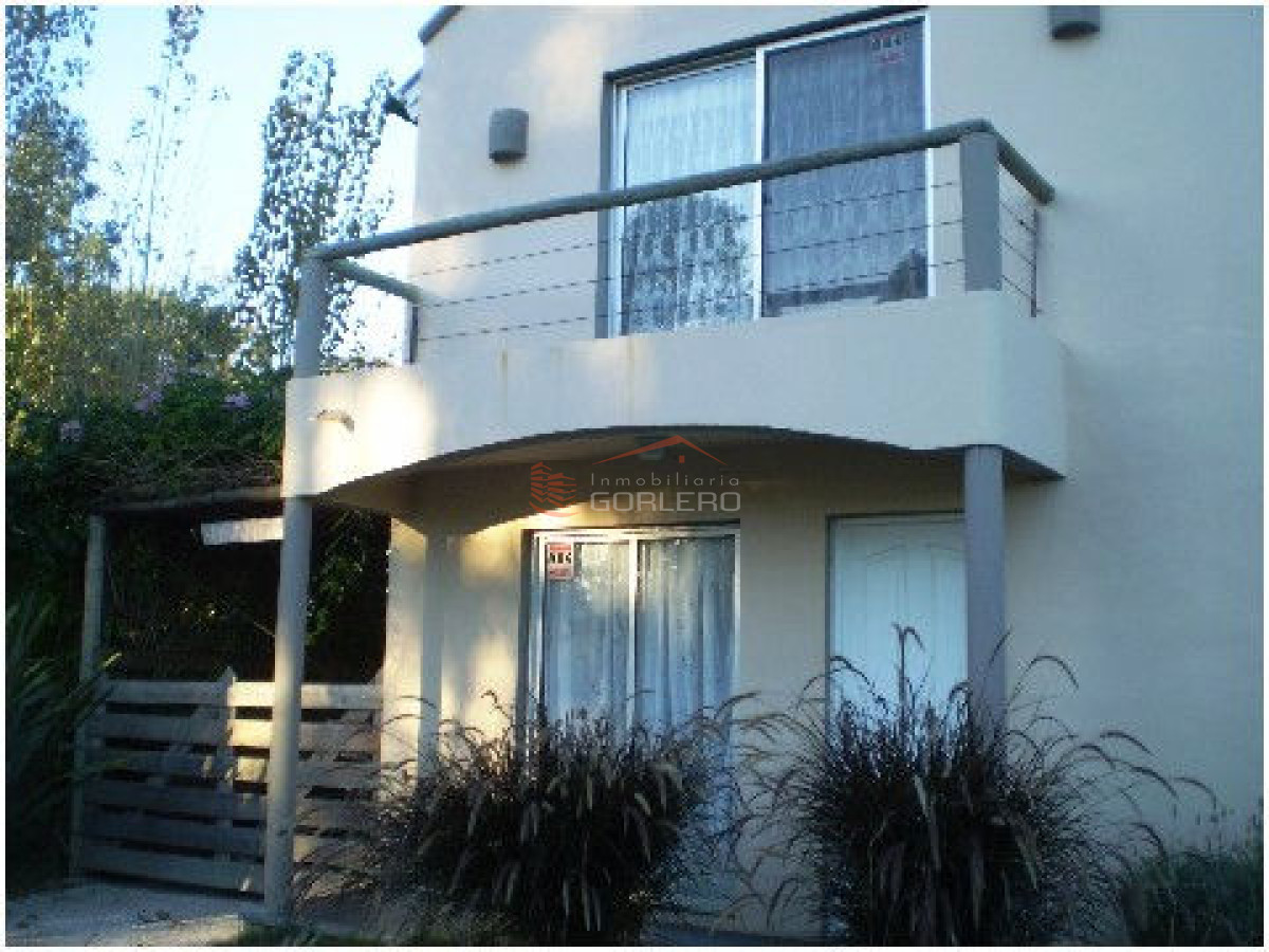 Casa en venta a metros de Ruta 10, El Tesoro