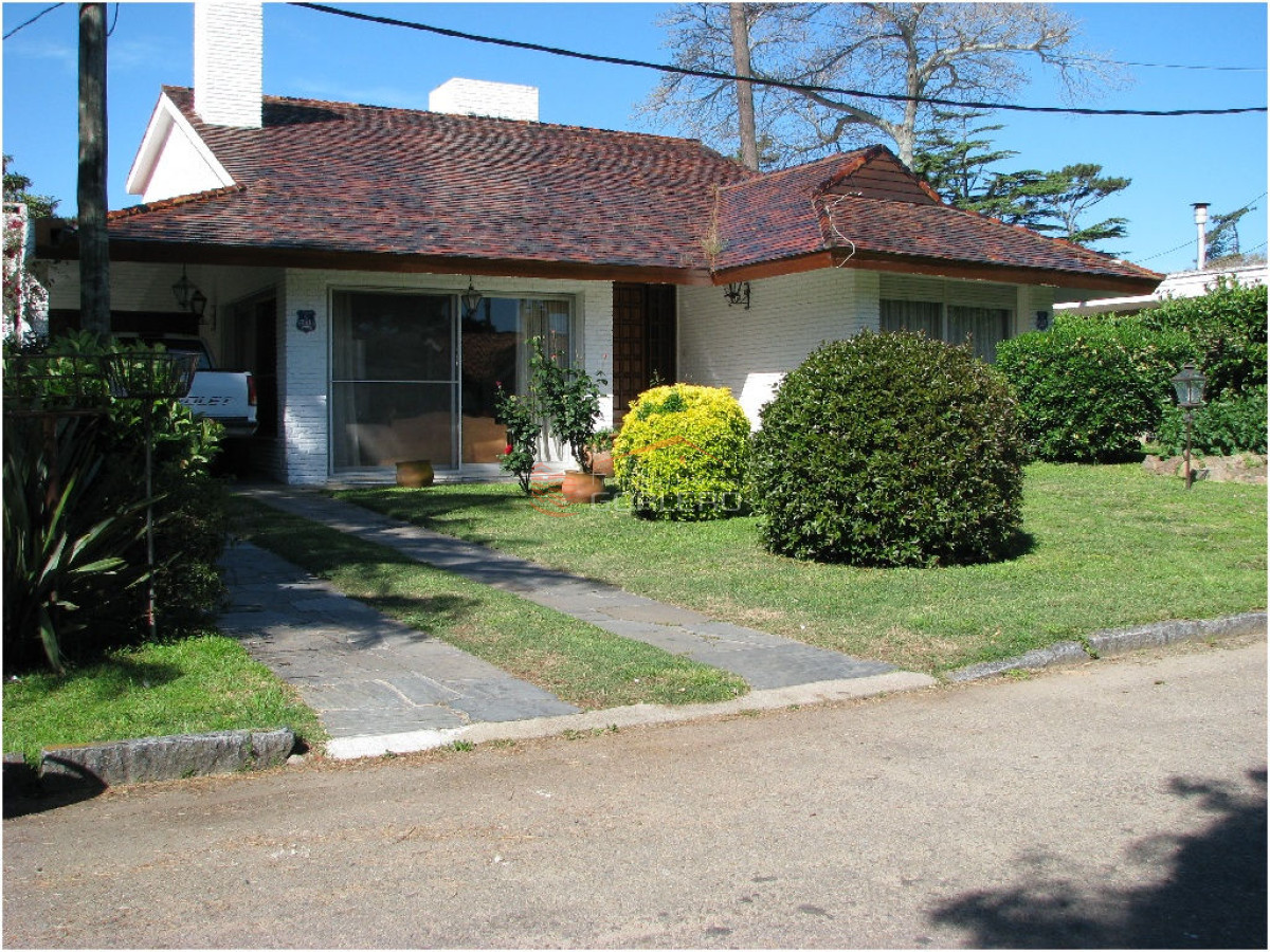 Mansa - GoPunta - Portal Inmobiliario de Punta del Este - Maldonado