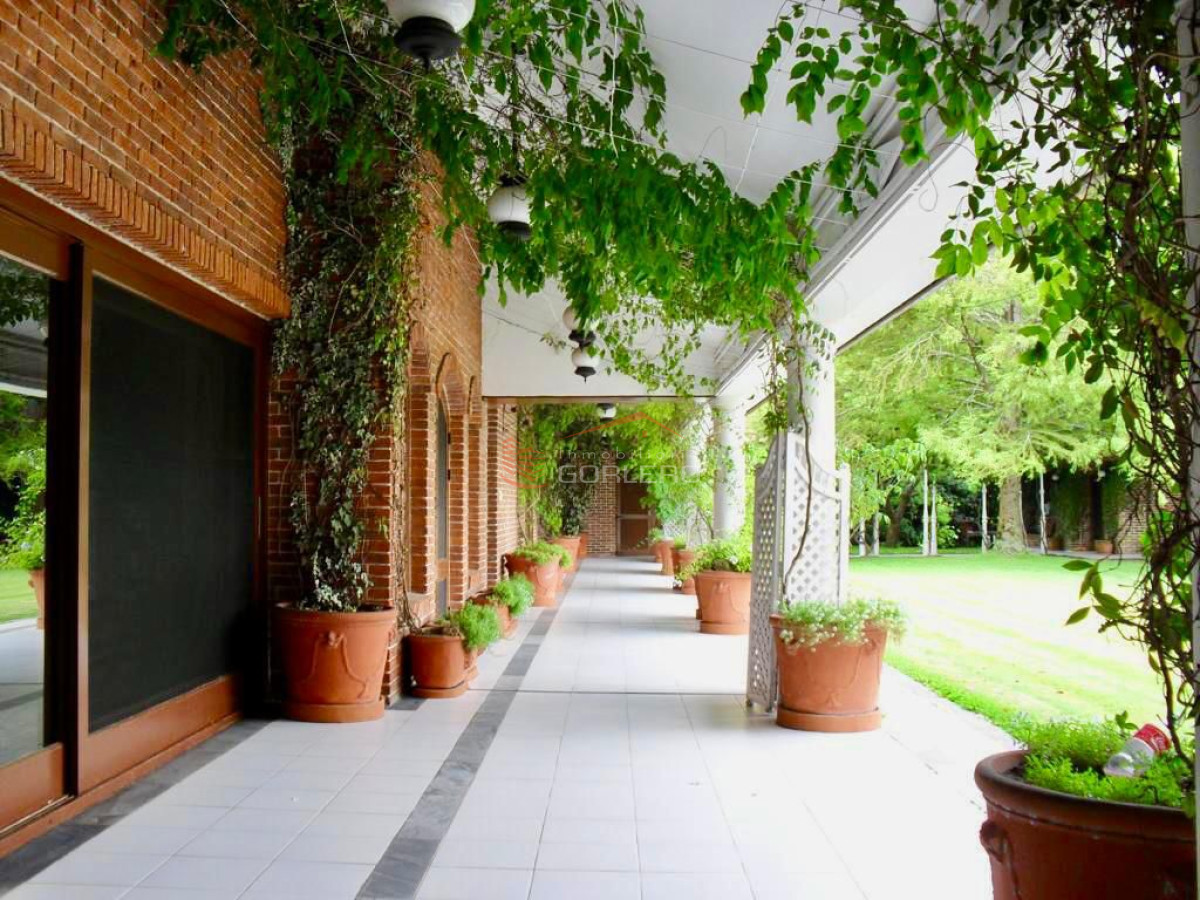Beverly Hills - GoPunta - Portal Inmobiliario de Punta del Este - Maldonado