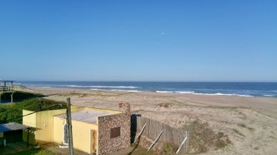 Venta de Casa en Punta Rubia, frente al Mar 