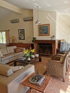 Casa en venta y alquiler en Punta del Este, zona de playa mansa a 150 del mar.