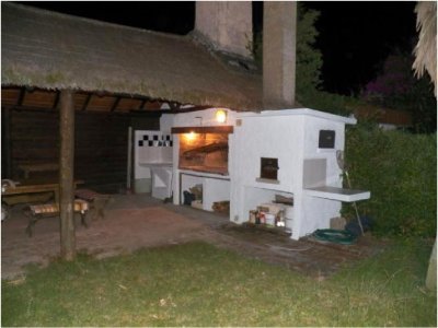 Casa en venta en Punta del Este, zona playa Pinares