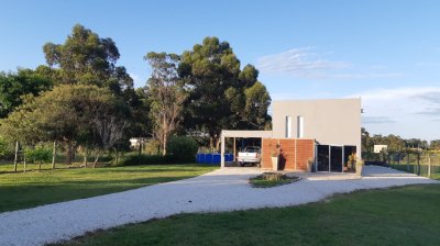 OPORTUNIDAD EN VENTA, PRECIOSA CASA EN PUNTA NEGRA