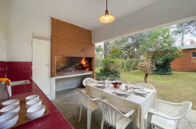 Casa en playa mansa en Punta del Este a 300 m del mar 2 dormitorios