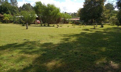 Casa y terreno a la venta en Punta Negra, a poca distancia de Piriápolis