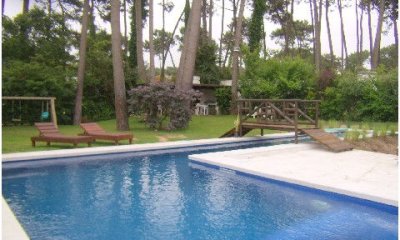 Casa en Venta y Alquiler en Punta del Este, zona Lugano a poca distancia del Shopping