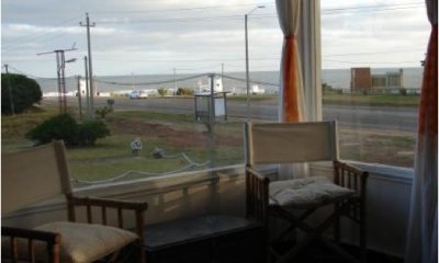 Casa en venta en Punta del Este, muy próximo a la Laguna y mar