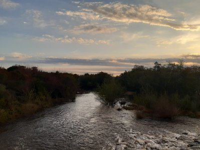 chacra con costa de arroyo a 40 km de punta del este - gor26073h