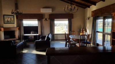 chacra con costa de arroyo a 40 km de punta del este - gor26073h