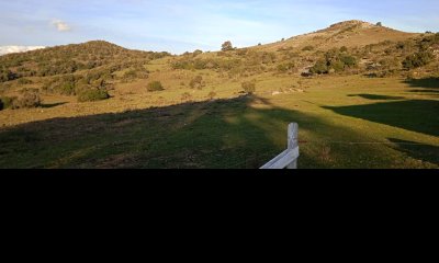 Campo en Uruguay, Ruta 12, Pueblo Edén con muy buenas vistas serranas, monte nativo y arroyo