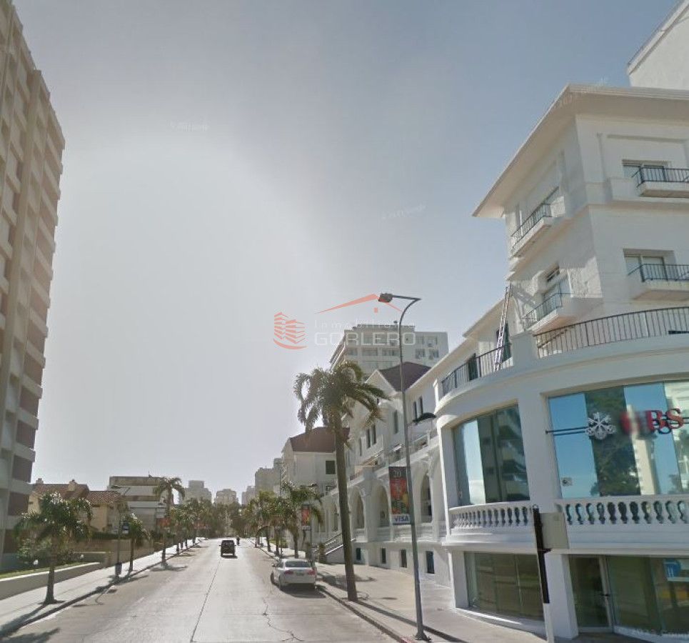 Garage en Punta del Este, Península,venta y alquiler - GOR25830L