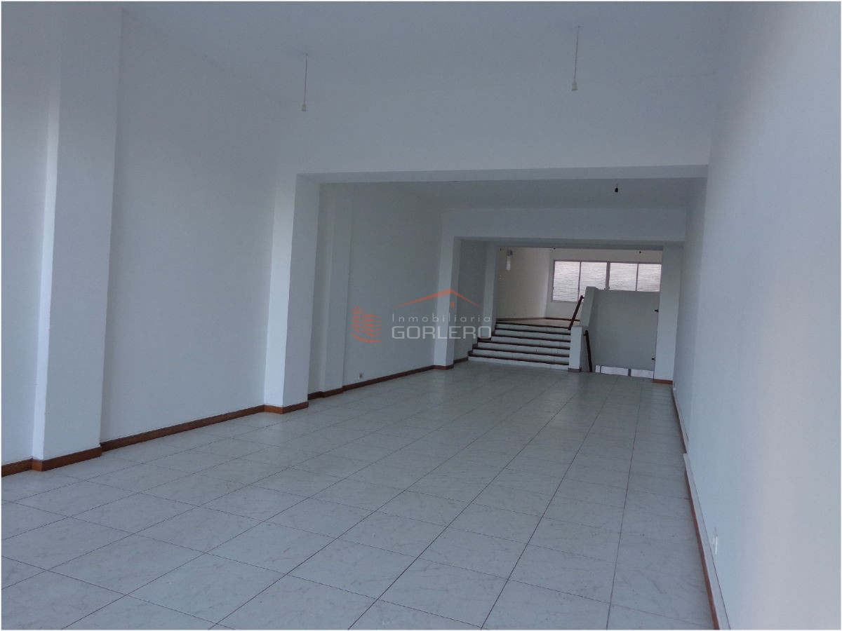 Local Comercial en Punta del Este - GOR21941L