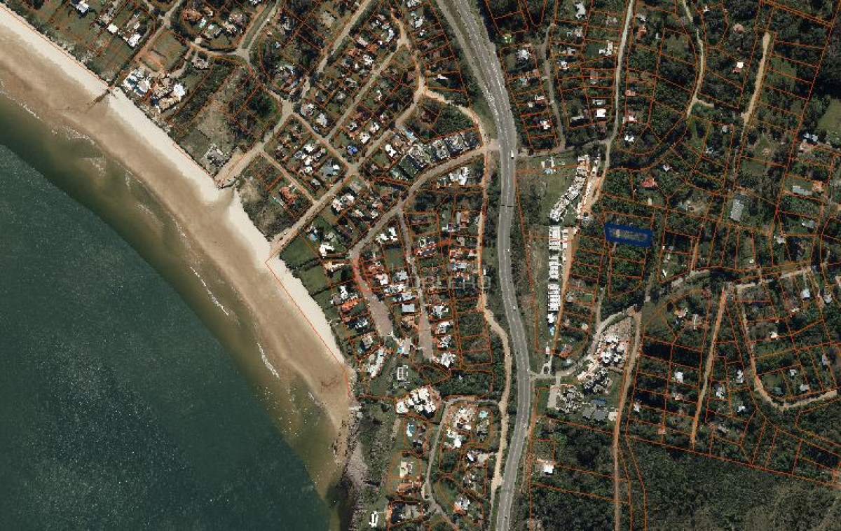 Venta de Terreno de 1163 m2 en Punta Ballena 