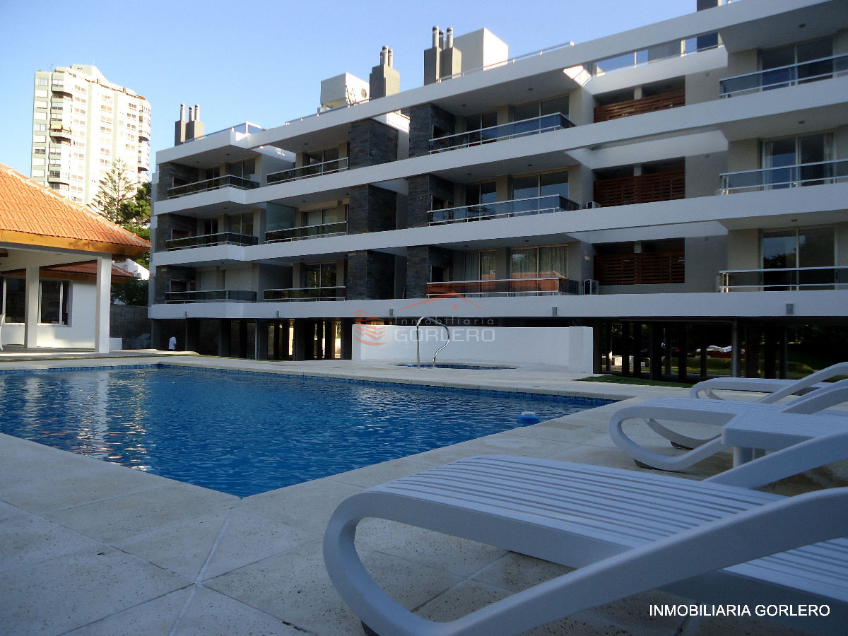 Apartamento en Alquiler temporal en Punta del Este, Mansa  - GOR13479A