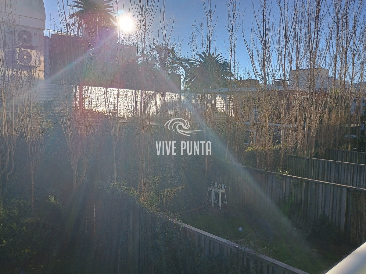 Apartamento ID.716 - Venta de apartamento 1 dormitorio, Península Punta del Estre