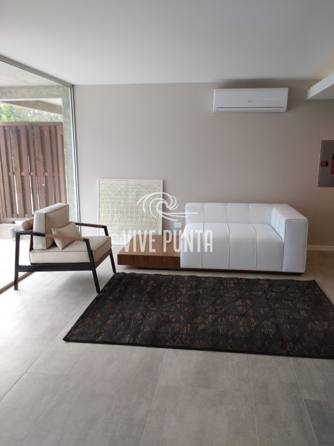 Apartamento ID.716 - Venta de apartamento 1 dormitorio, Península Punta del Estre
