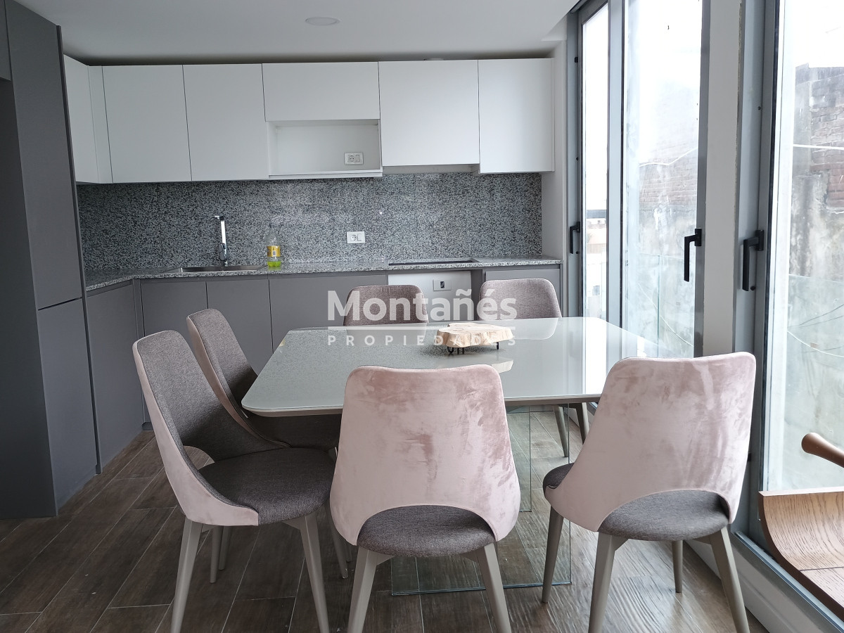 Apartamento ID.10243 - Precio por debajo del Costo !!!, Península Punta del este, Venta 2 dormitorios