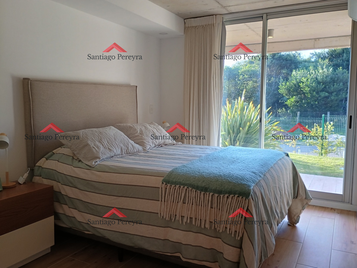 Apartamento ID.16083 - Venta de apartamento 2 dormitorios, Mansa, Punta del Este