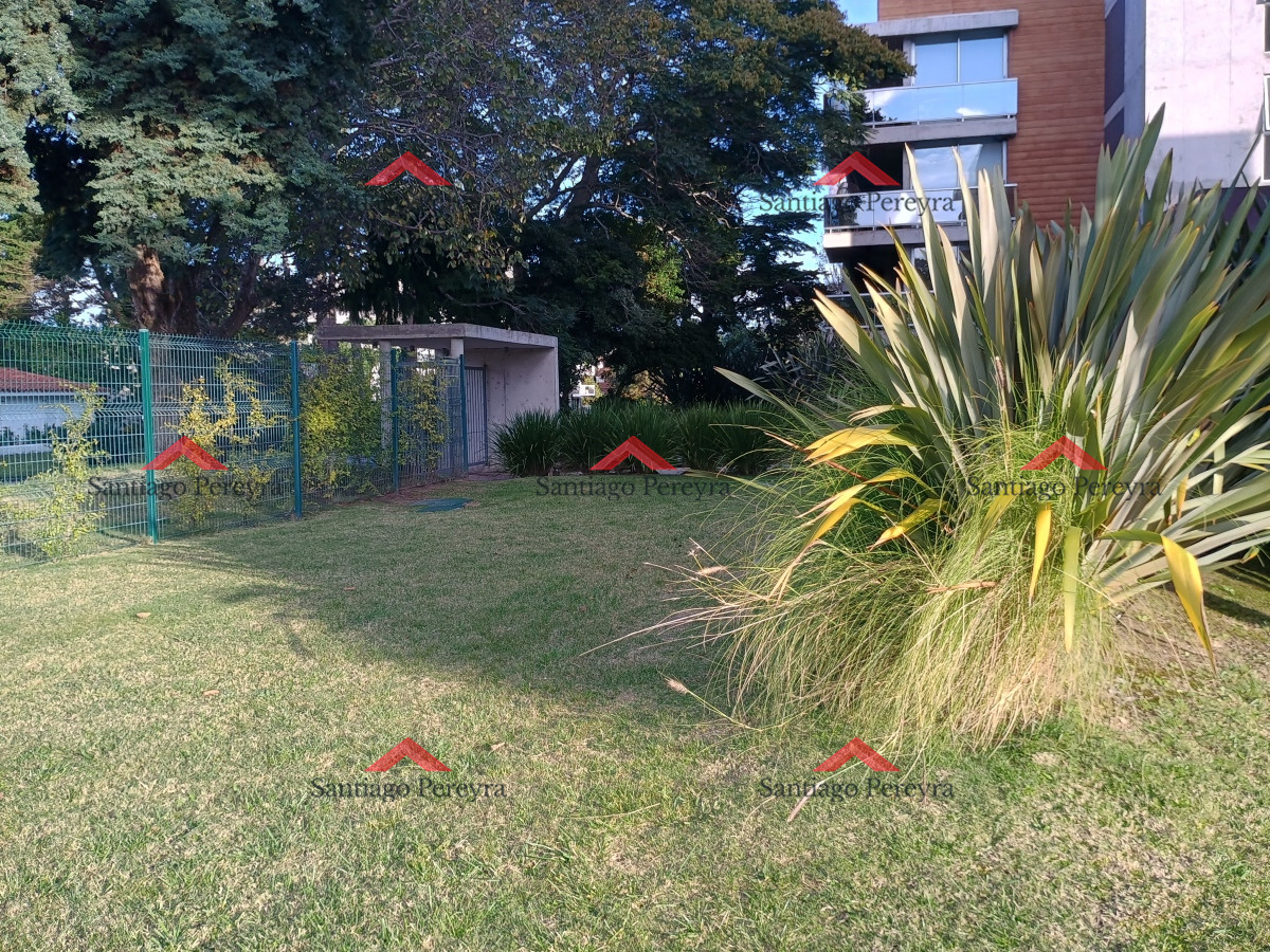 Apartamento ID.16083 - Venta de apartamento 2 dormitorios, Mansa, Punta del Este