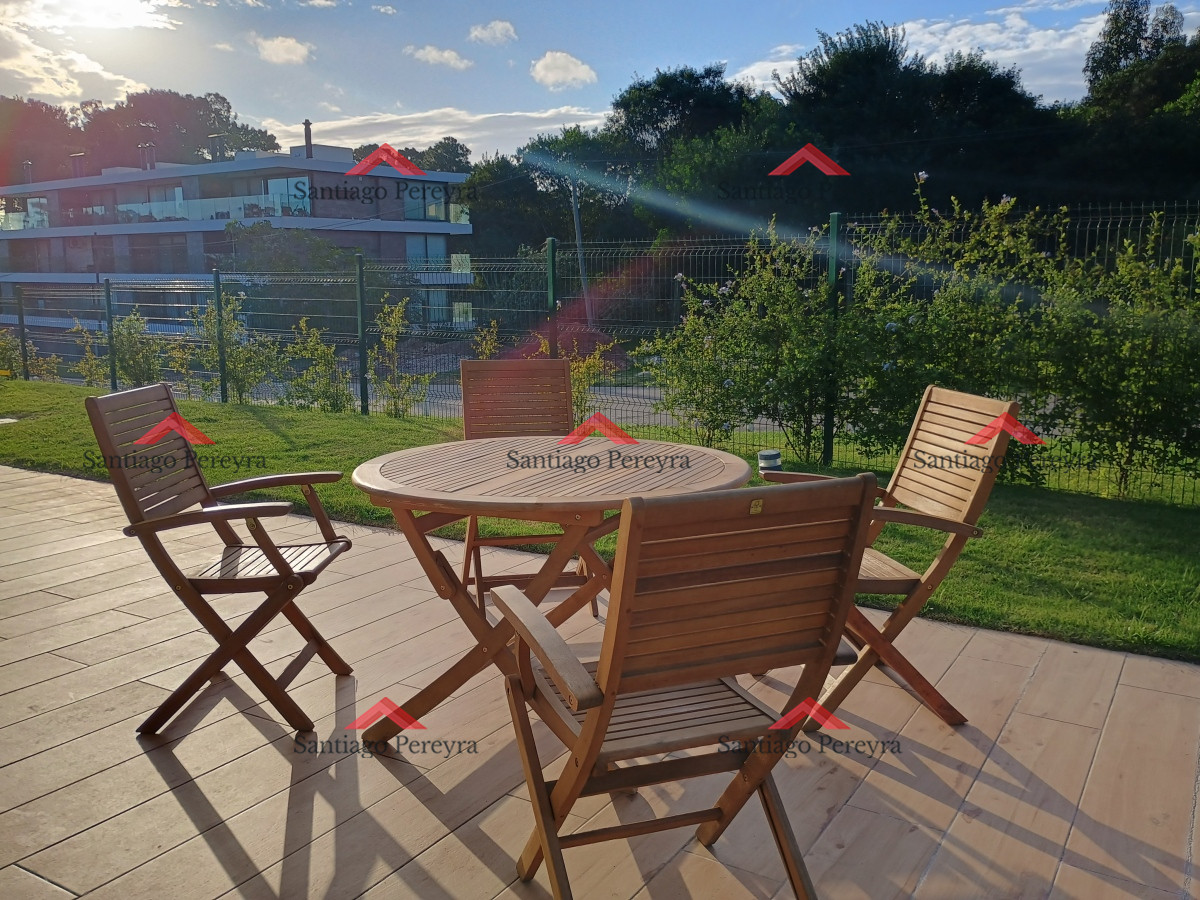 Apartamento ID.16083 - Venta de apartamento 2 dormitorios, Mansa, Punta del Este